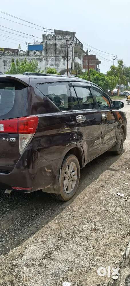 Toyota Innova Hycross Hybrid 2017