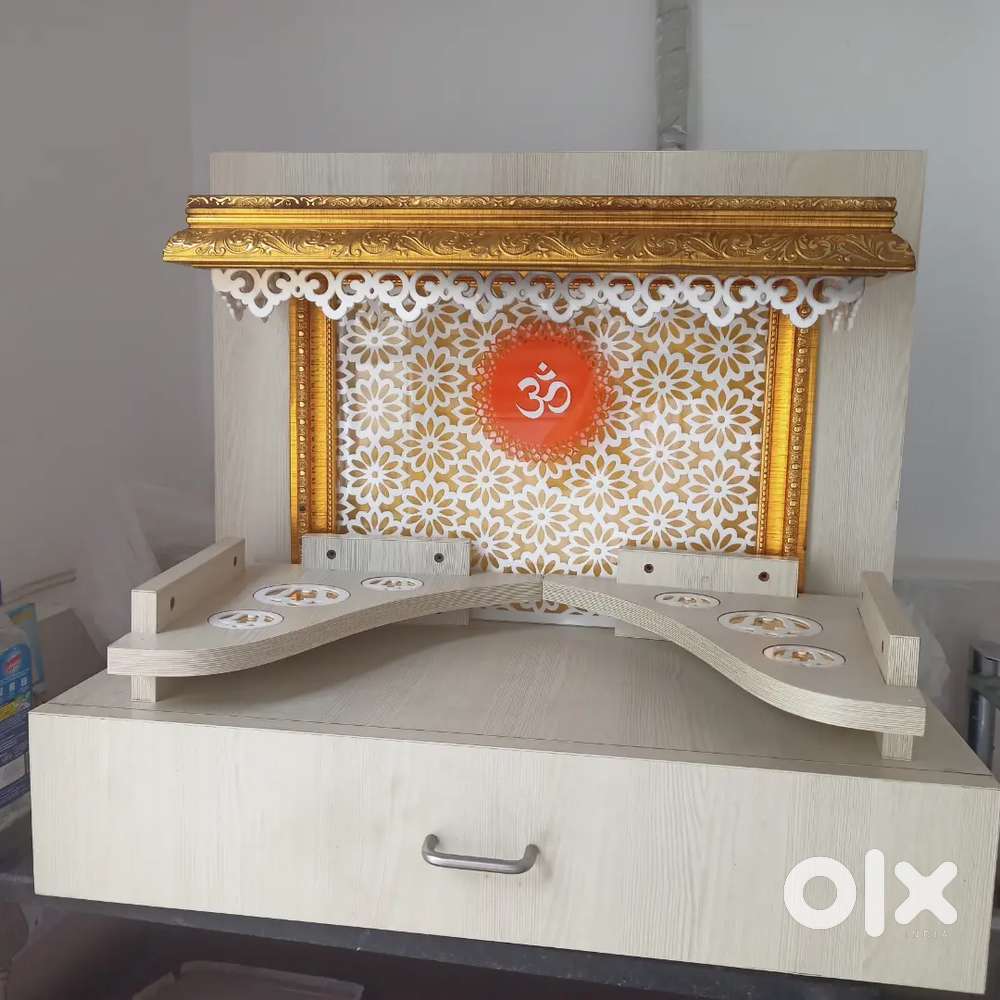 Puja Temple Om in Excellent Condition