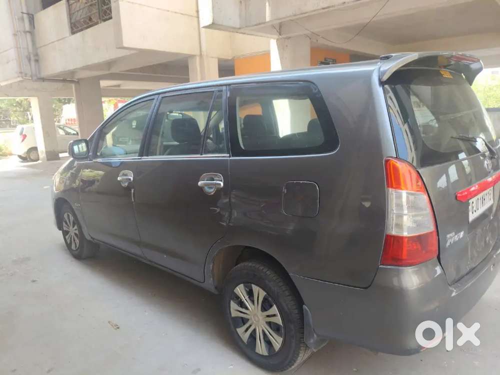 Toyota Innova 2011 Diesel 107000 Km Driven