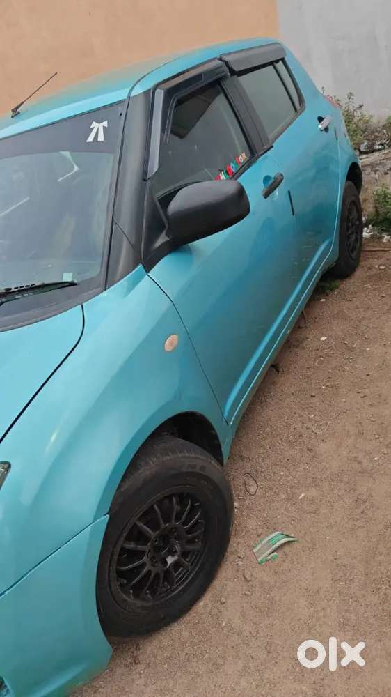 Maruti Suzuki Swift 2013 Manual Petrol