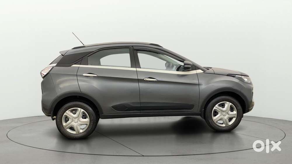 Tata Nexon 1.2 Revotron Xm (s), 2022, Diesel