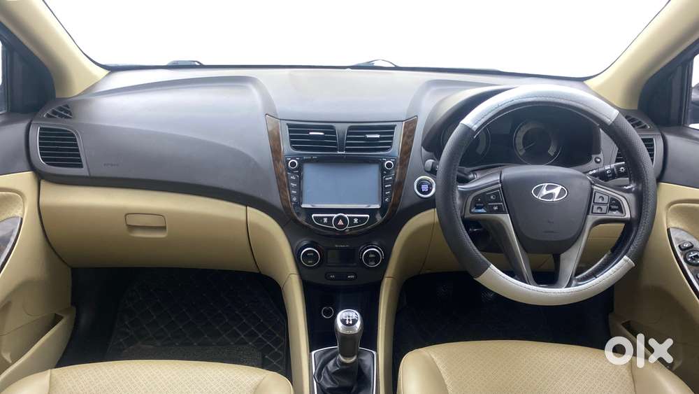 Hyundai Verna [2015-2018] Fluidic 4s 1.6 Vtvt Sx, 2016, Petrol