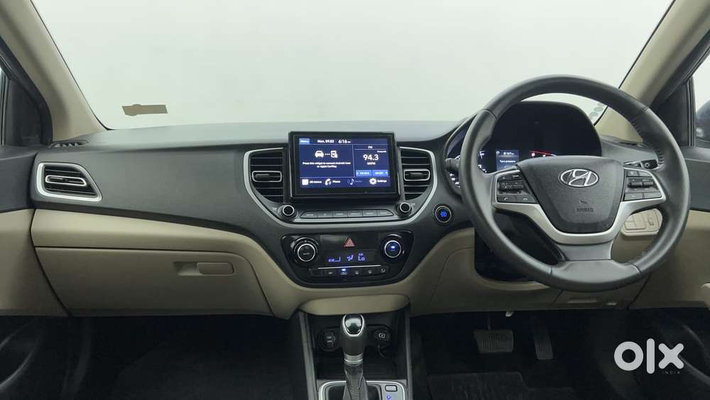 Hyundai Verna 1.5 Sx Vtvt Ivt, 2022, Petrol