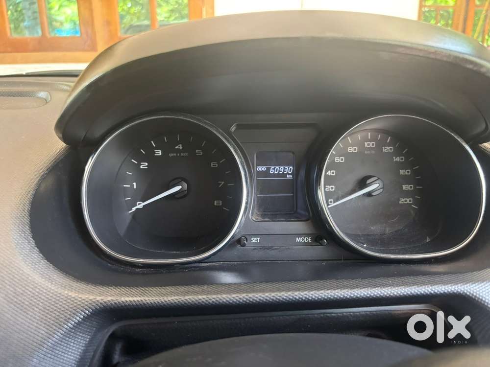 Tata Tigor Petrol 2018