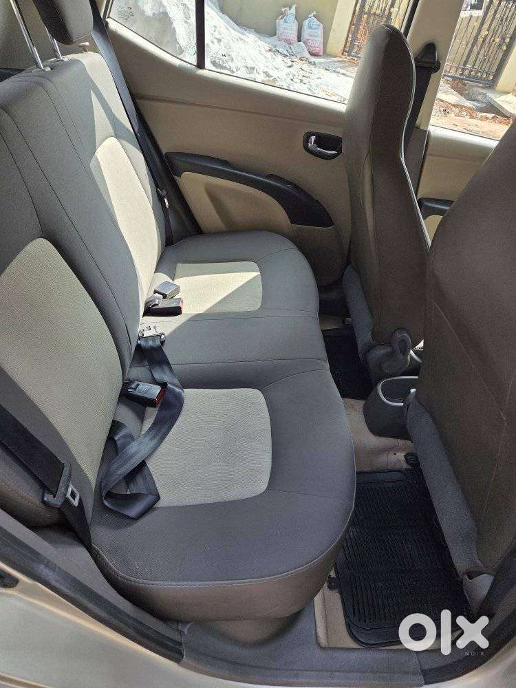 Hyundai I10 Sportz At, 2013, Petrol