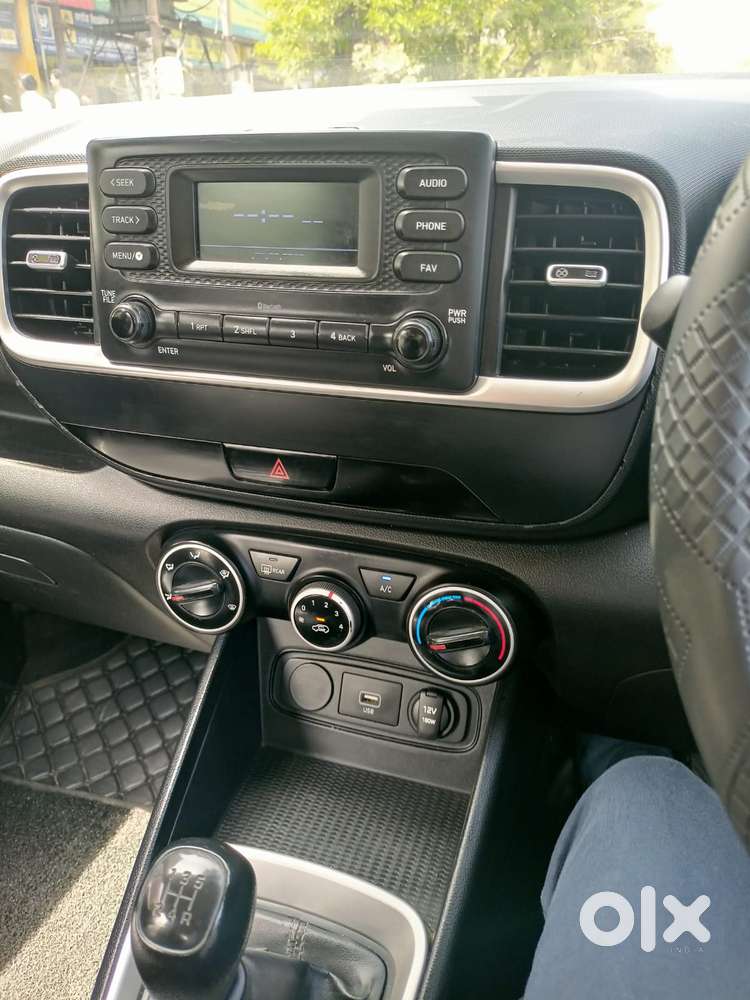 Hyundai Venue, 2019, Petrol