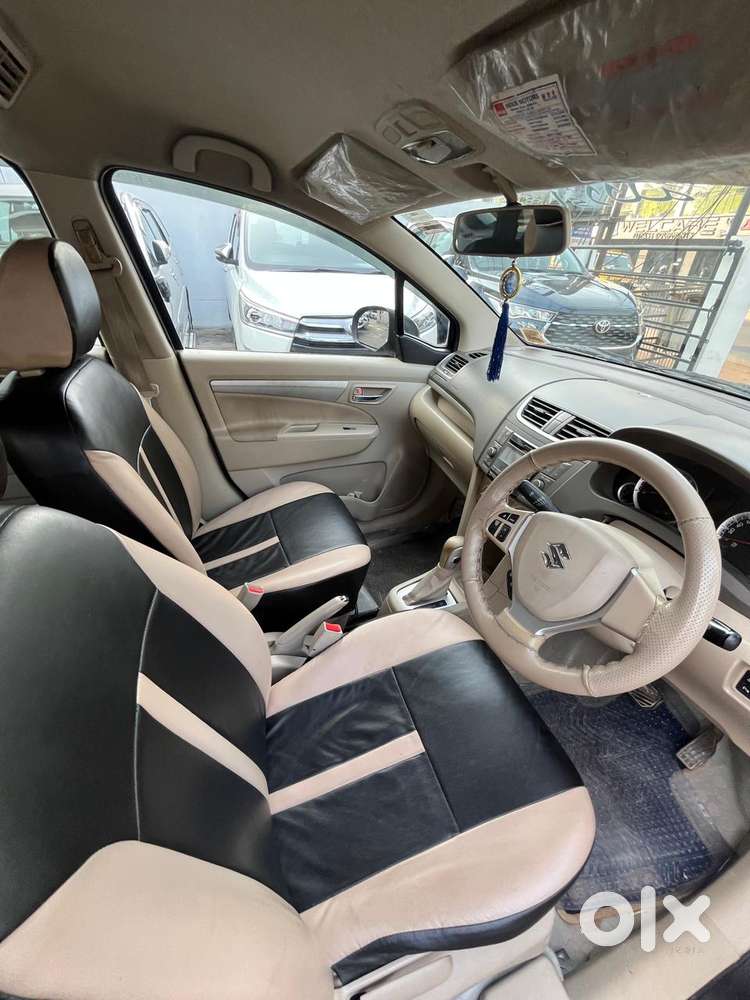 Maruti Suzuki Ertiga Vxi At Petrol, 2016, Petrol