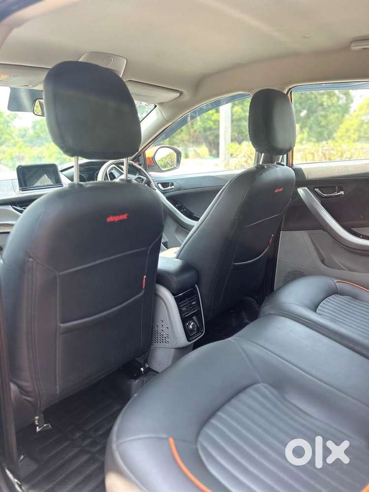 Tata Nexon 1.2 Revotron Xza Plus, 2018, Petrol