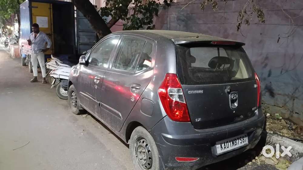 Hyundai I10 Sportz 2011