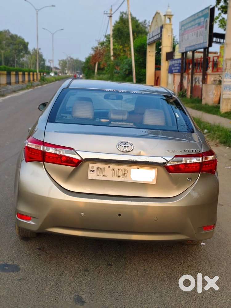 Toyota Corolla Altis 2016