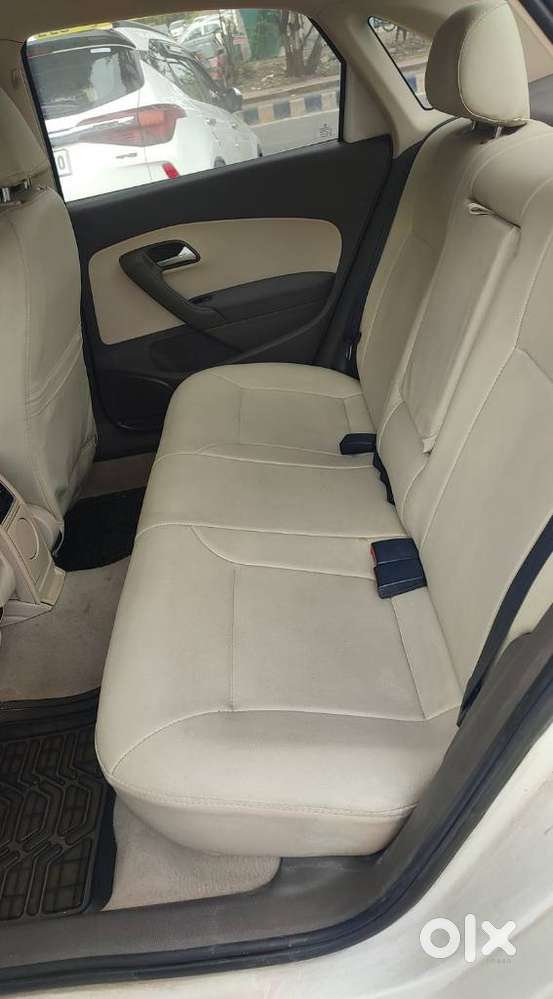 Volkswagen Vento Petrol Highline, 2011, Petrol