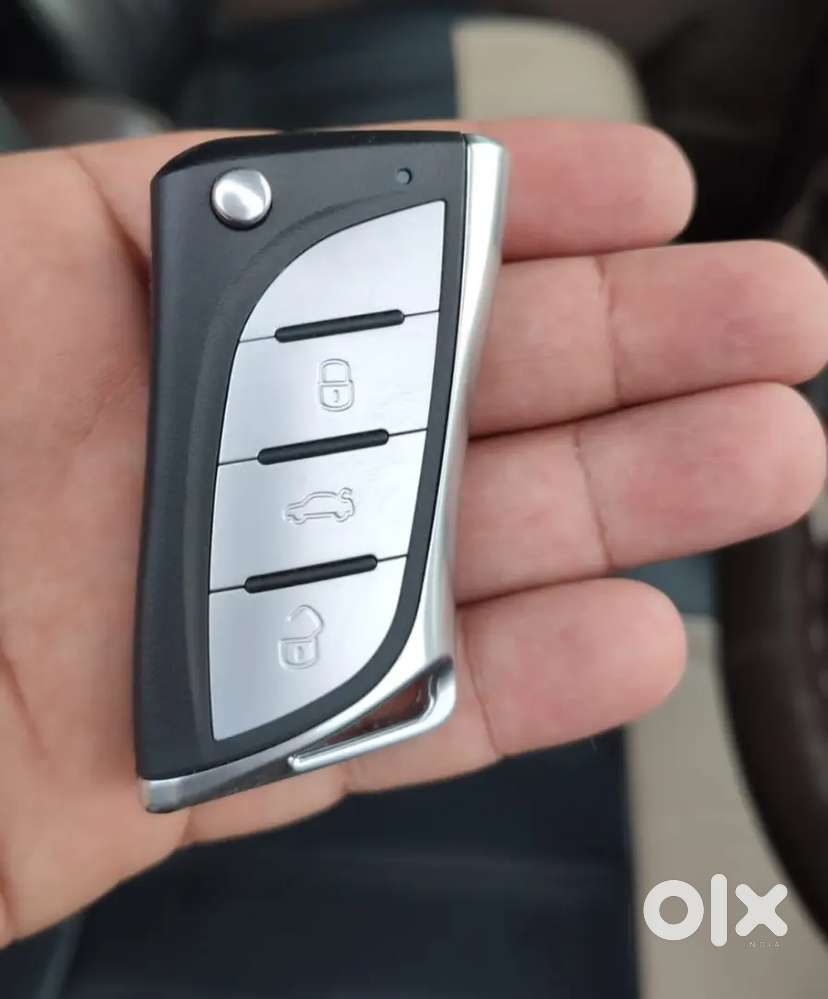 Mahindra Xuv5oo W8 Fwd For Sale