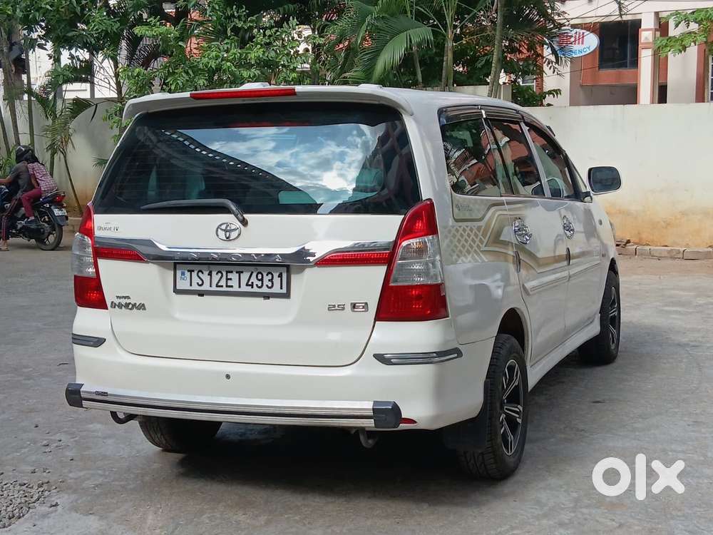 Toyota Innova 2.5 G (diesel) 8 Seater, 2015, Diesel