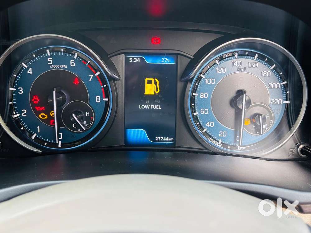 Toyota Rumion V Mt, 2023, Petrol