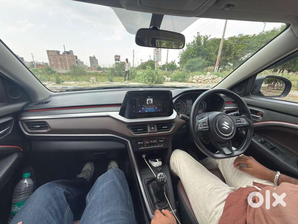 Maruti Suzuki Brezza 2024 Petrol 72000 Km Driven