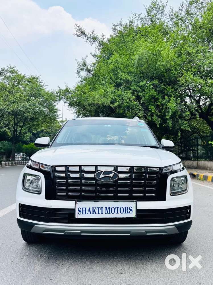 Hyundai Venue, 2025, Petrol