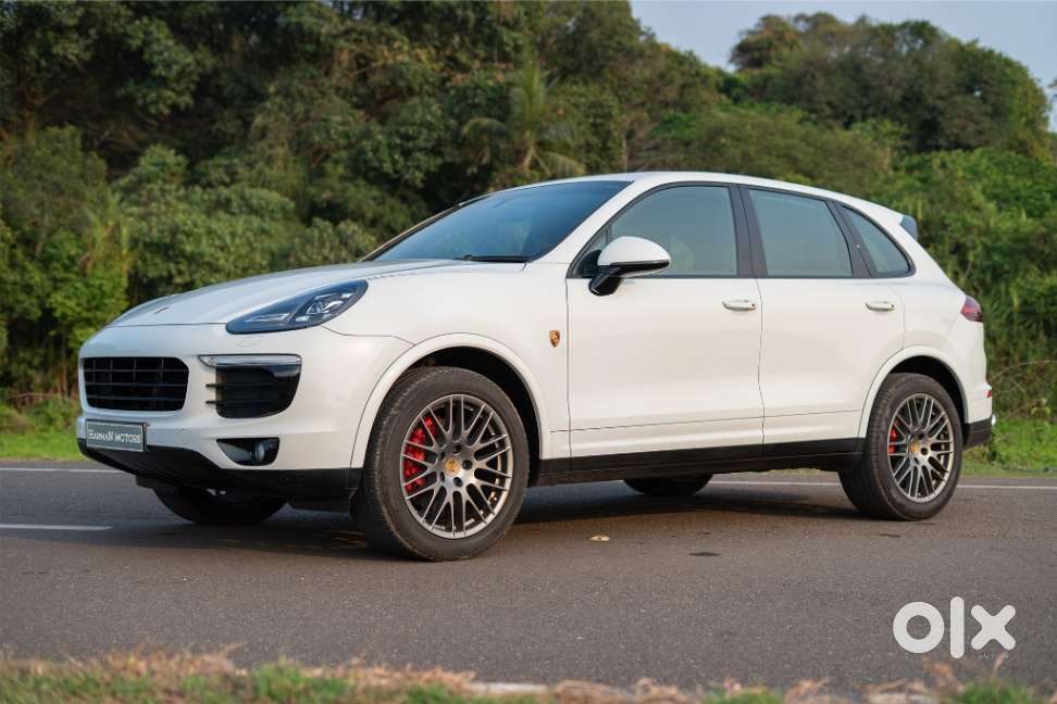 Porsche Cayenne Platinum Edition, 2016, Petrol