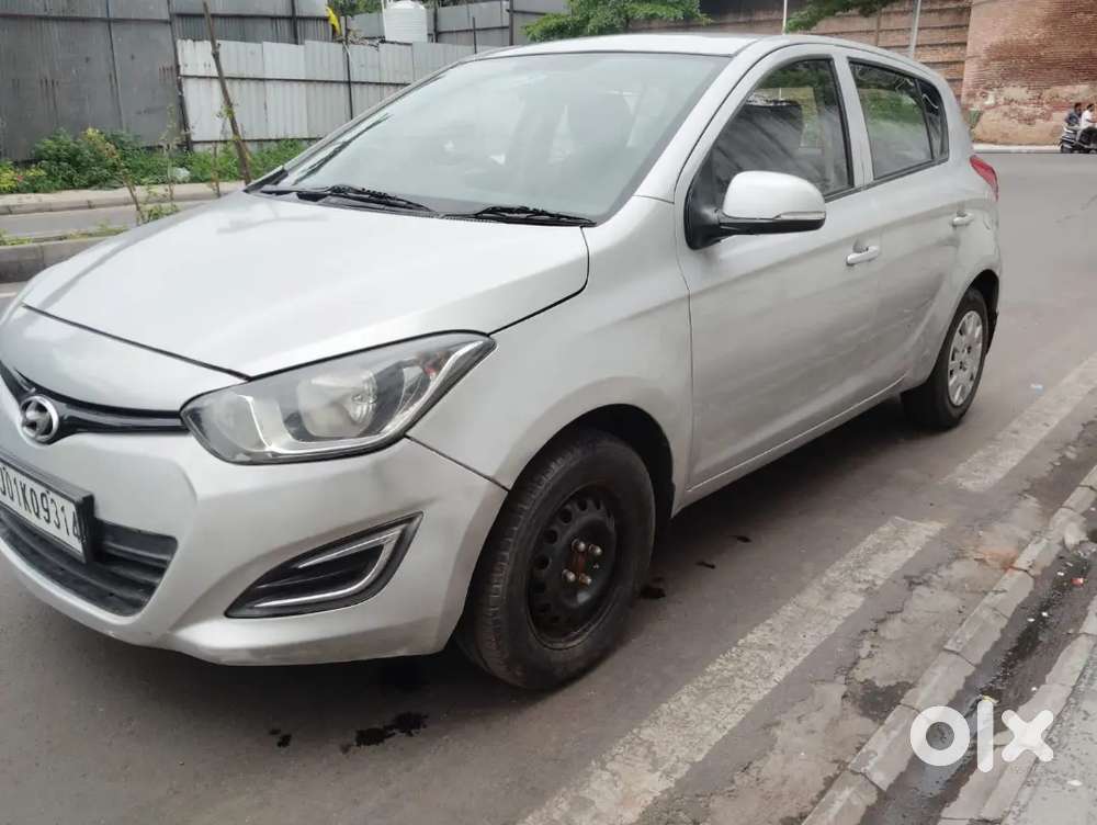 Hyundai I20 Magna 2012 Petrol