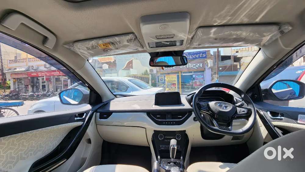 Nexon, Automatic, Diesel 40558 Km, 2023