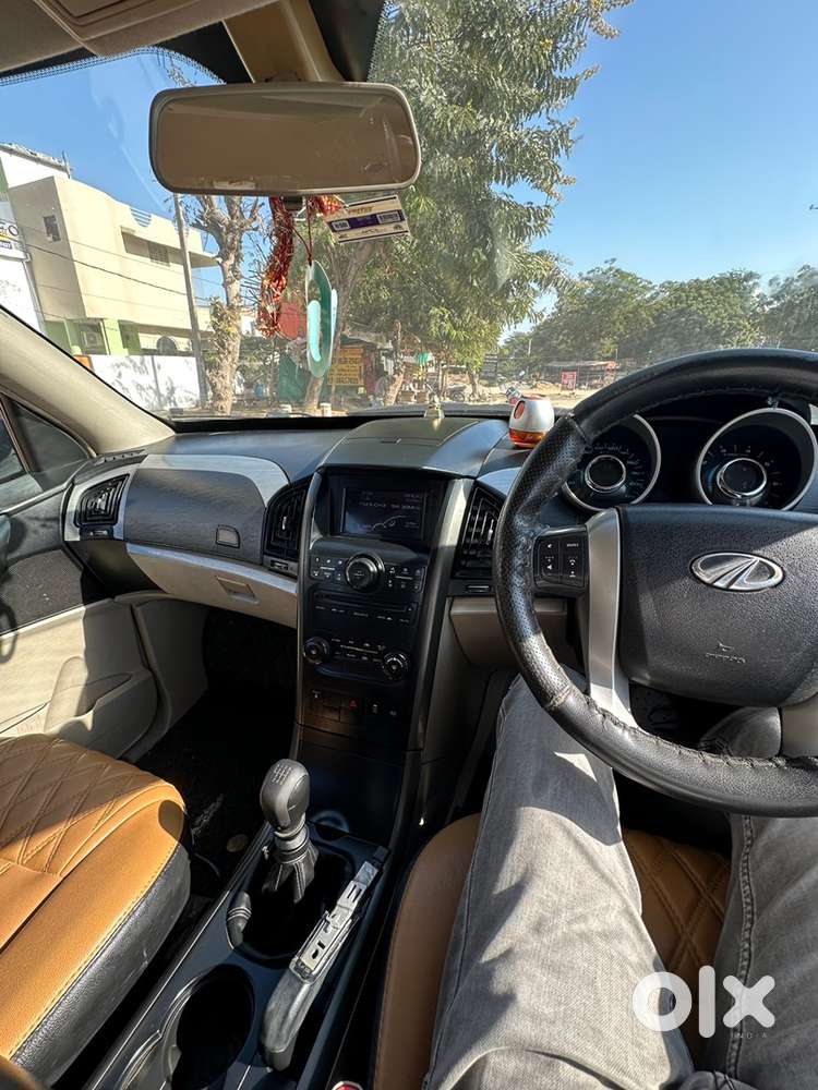 Mahindra Xuv500 2015 Diesel Well Maintained