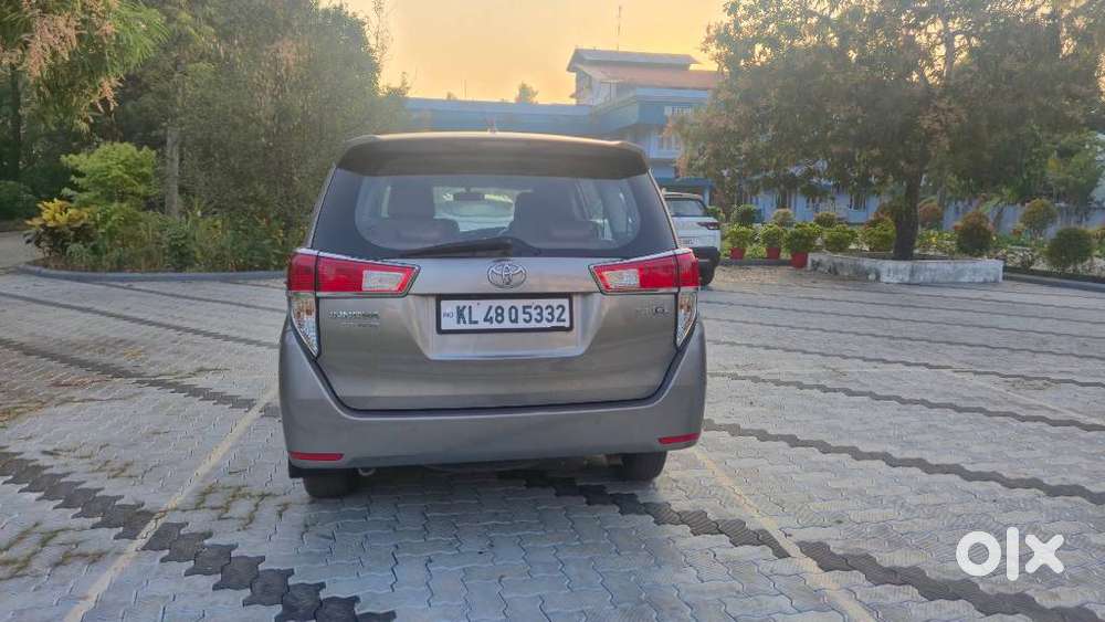 Toyota Innova Crysta 2.4 Gx Limited Edition At 7 Str, 2021, Diesel