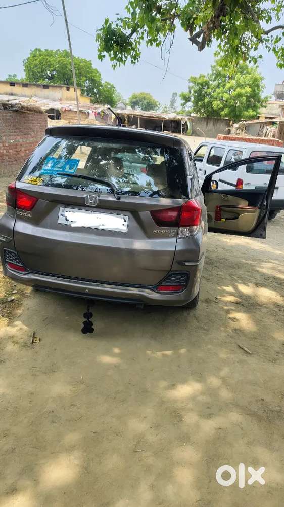 Honda Mobilio V I-vtec 2015 Urgent Sale Money Problem