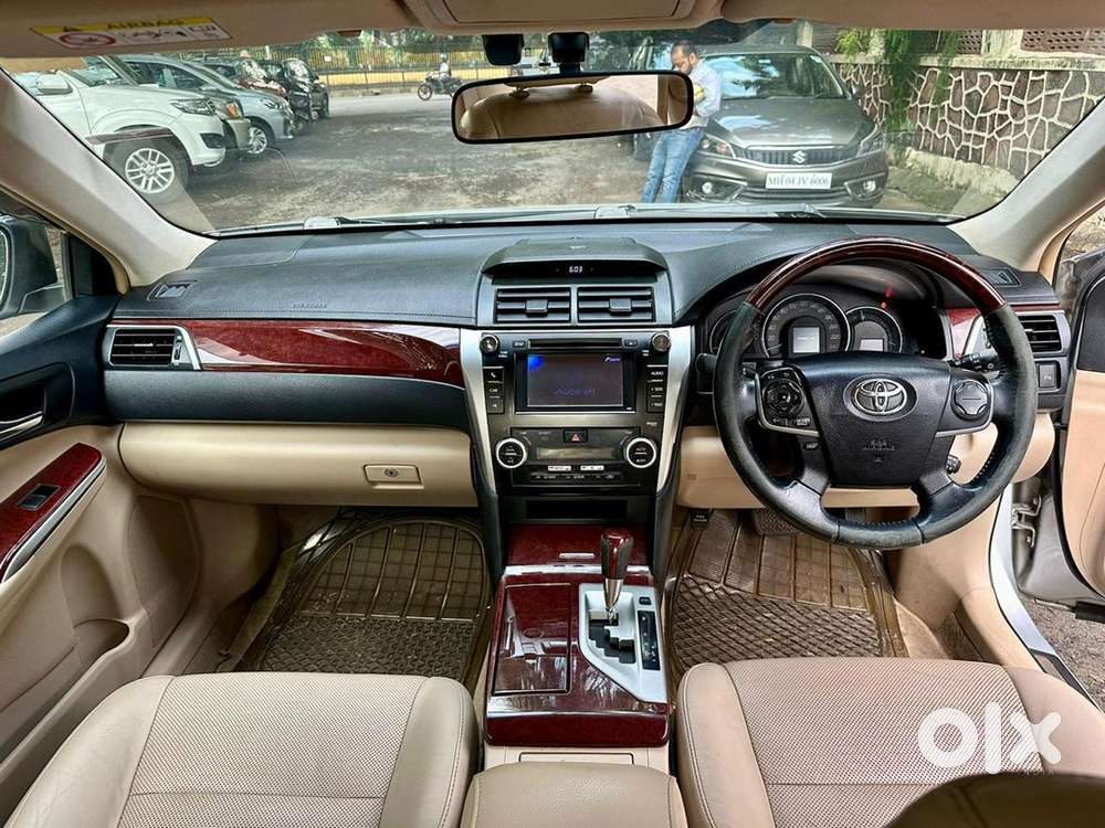 Toyota Camry 2.5 G Petrol Automatic 2014