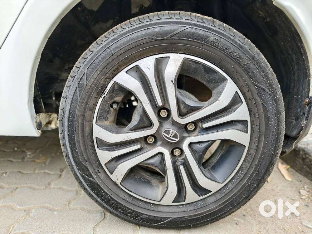 Tata Tiago 1.2 Revotron Xt Rhythm, 2023, Petrol