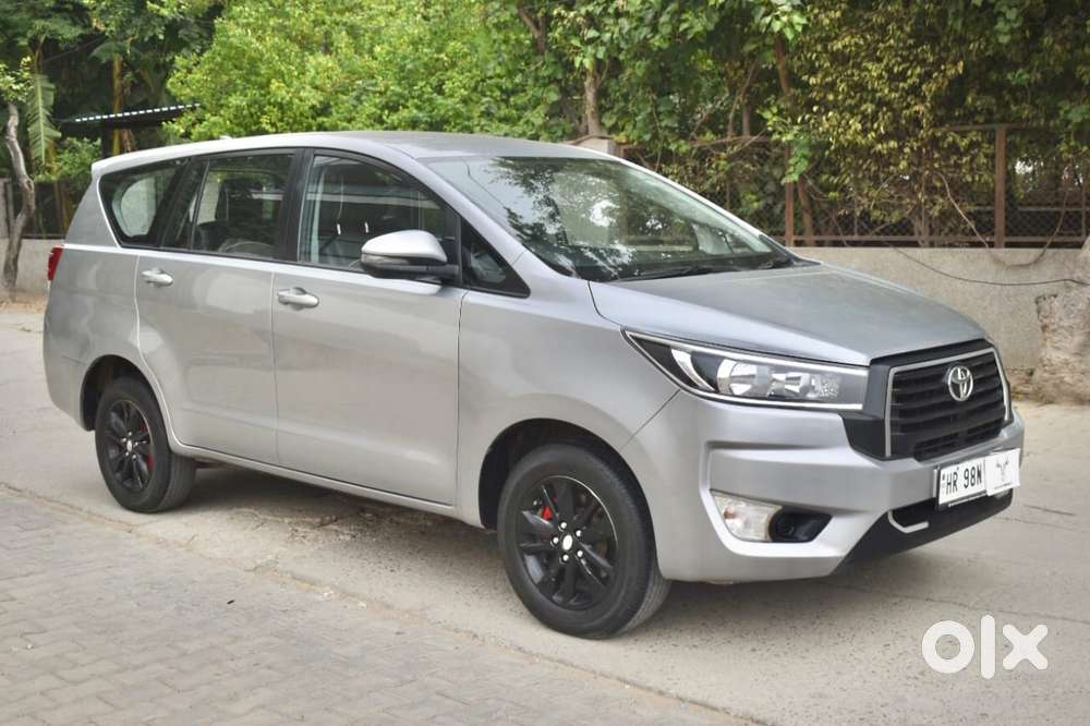 Toyota Innova Crysta 2.4 G Mt 7 Str, 2024, Diesel