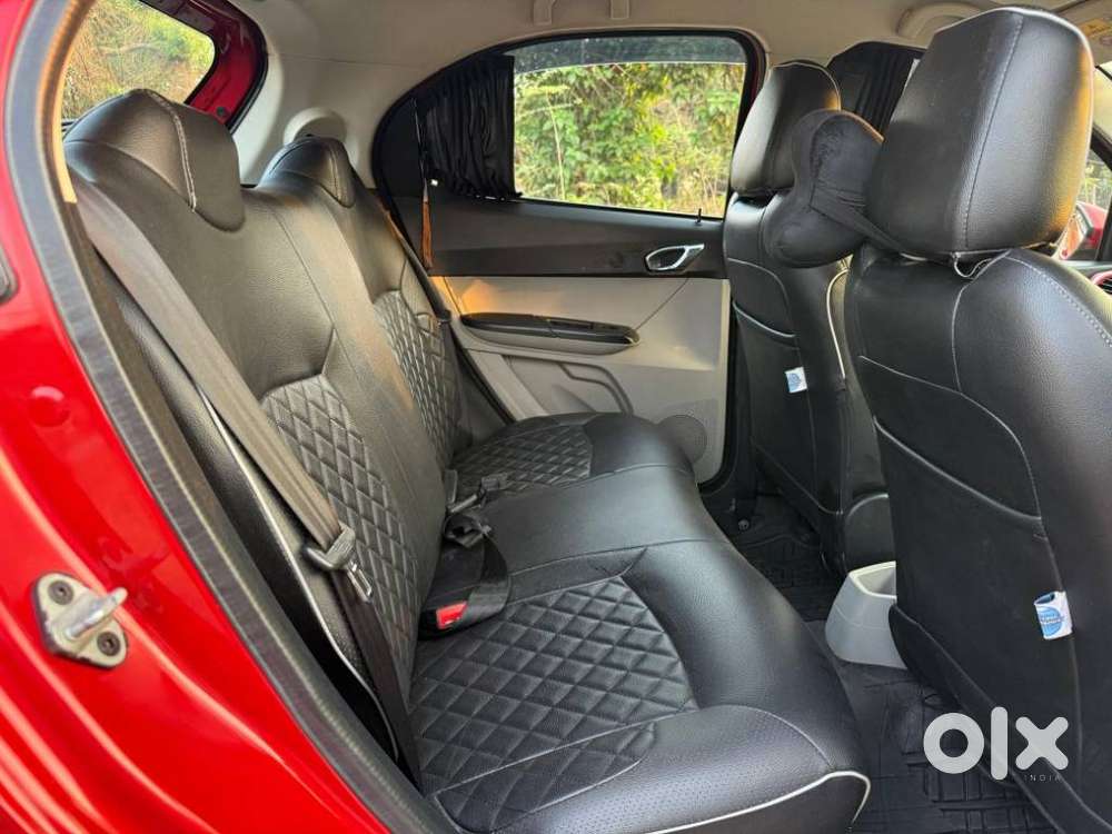 Tata Tiago 1.2 Revotron Xza, 2018, Petrol