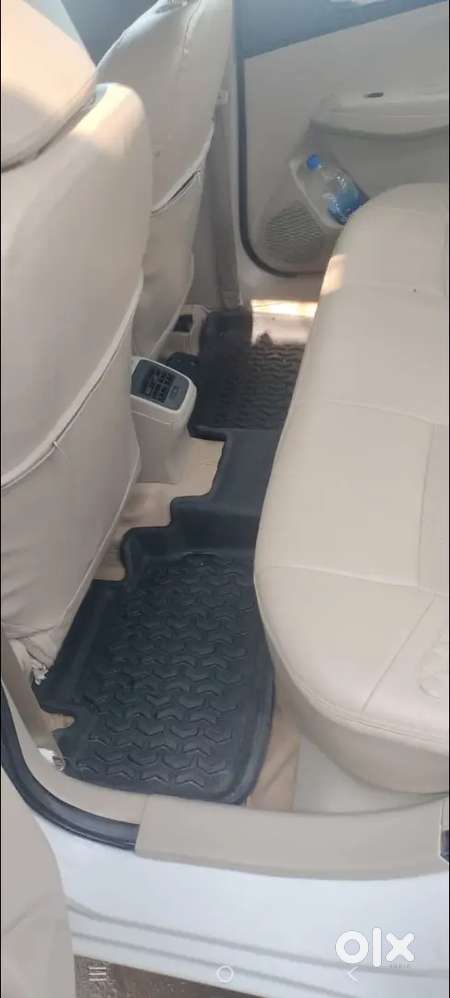 Maruti Suzuki Swift Dzire 2023 Petrol 42000 Km Driven