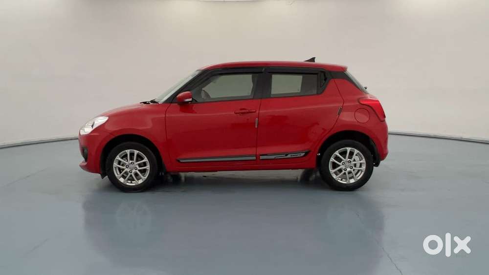 Maruti Suzuki Swift 1.3 Zxi, 2022, Petrol