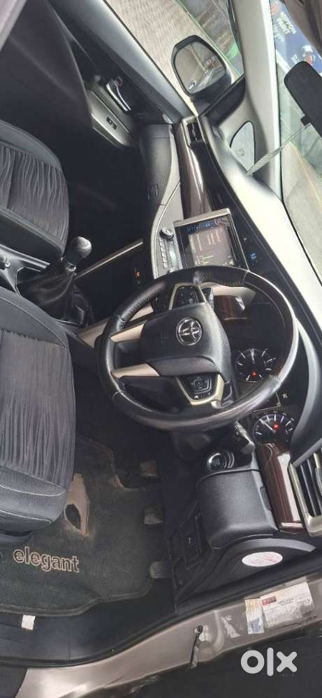 Toyota Innova Crysta 2.4 V, 2016, Diesel