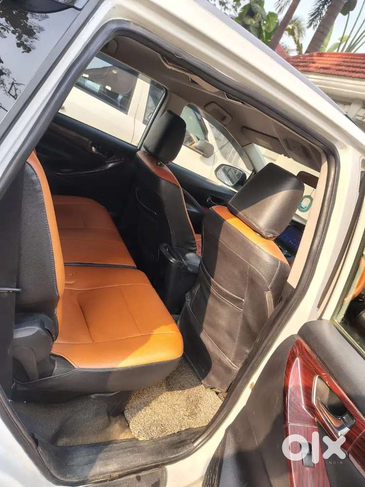 Toyota Innova Crysta 2017 Diesel 122000 Km Driven Well Maintained