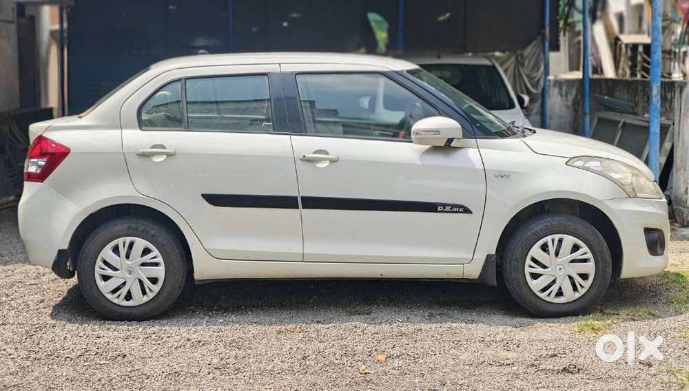 Maruti Suzuki Swift Dzire 1.2 Vxi Bsiv, 2012, Petrol