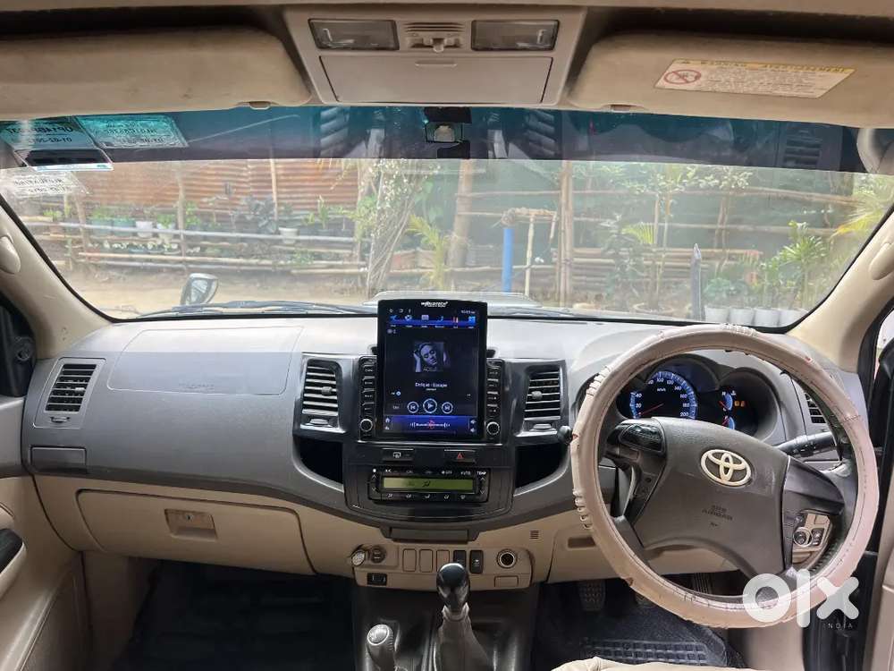 Toyota Fortuner 2012