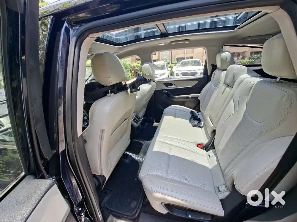 Xuv700 Ax7l Diesel Automatic December 2024 For Sale