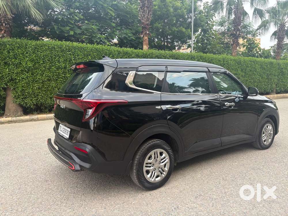 Kia Carens D1.5 6mt Premium 07, 2024, Petrol