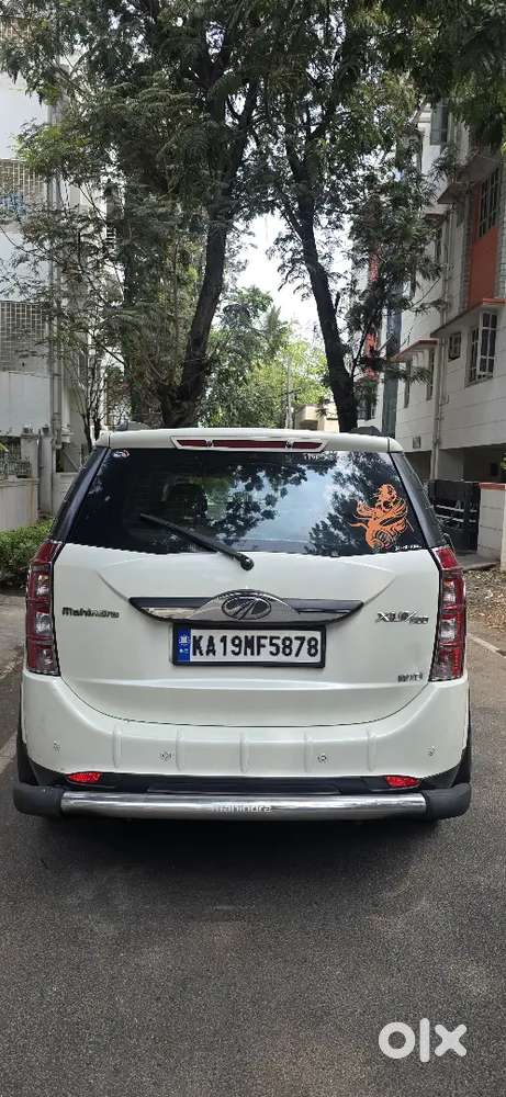 Mahindra Xuv500 20155 Diesel 190323 Km Driven