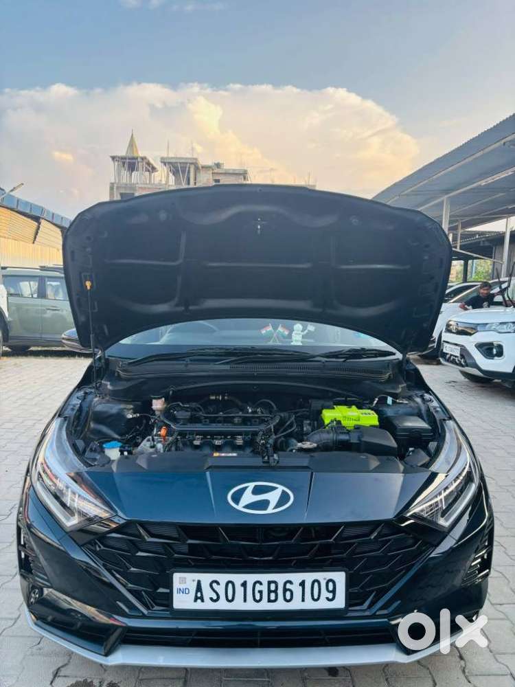 Hyundai I20 Asta (o) 1.2 Mt Dual Tone, 2024, Petrol