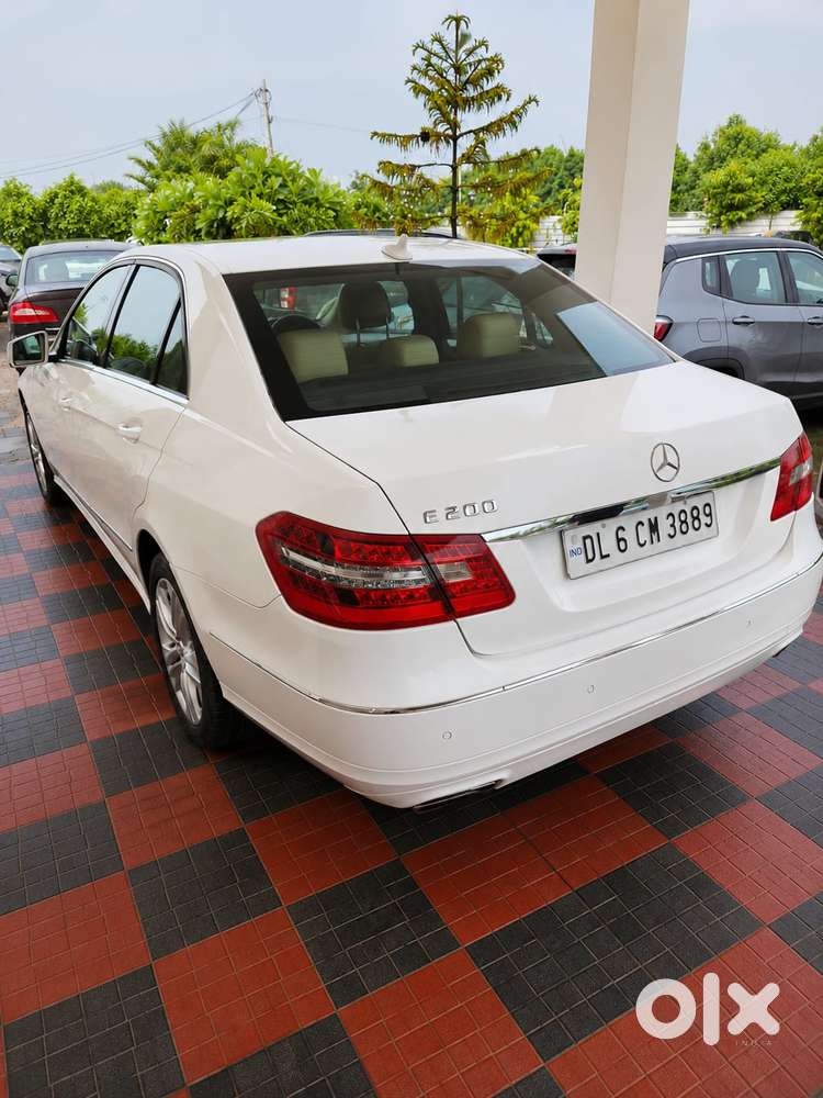Mercedes-benz E-class E 200 Cgi Avantgarde, 2013, Petrol