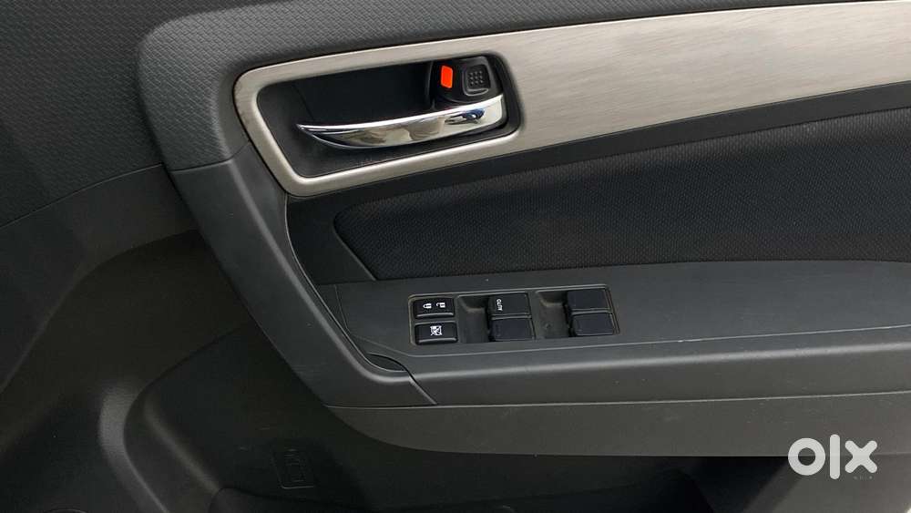 Maruti Suzuki Vitara Brezza Zdi, 2018, Diesel