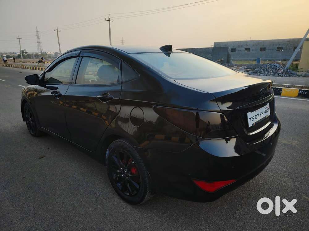 Hyundai Verna [2015-2017] Fluidic 4s 1.6 Crdi Sx, 2016, Diesel