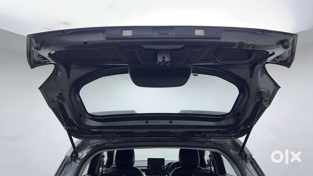 Tata Punch Pure, 2022, Petrol