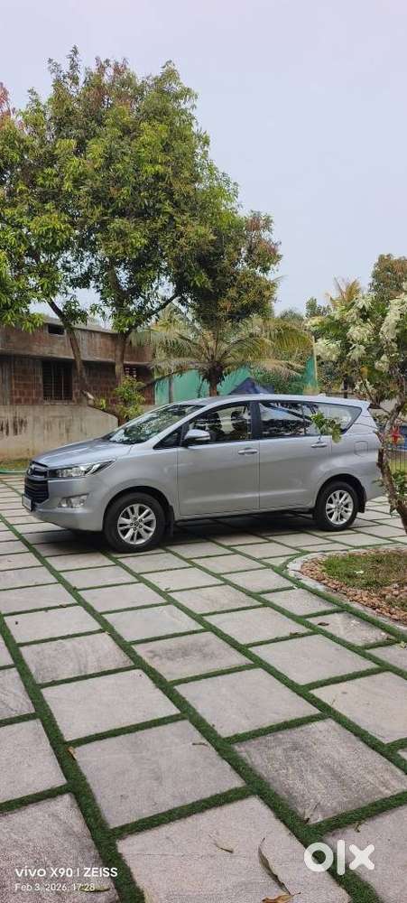 Toyota Innova Crysta 2.8 Gx At, 2016, Diesel
