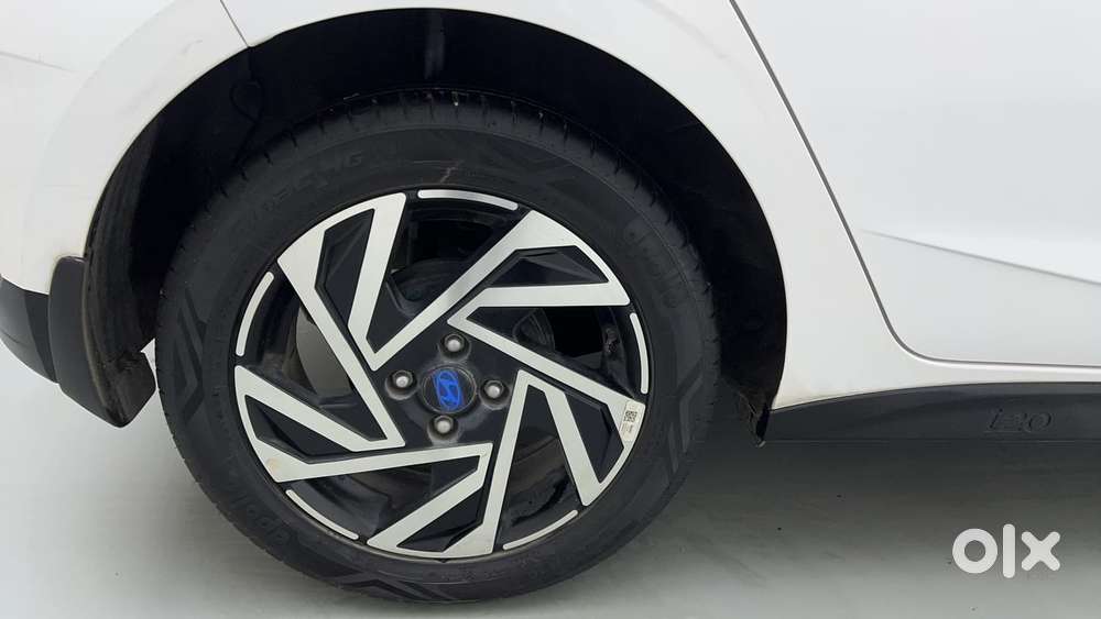 Hyundai New I20 1.2 Asta (o) Ivt, 2024, Petrol