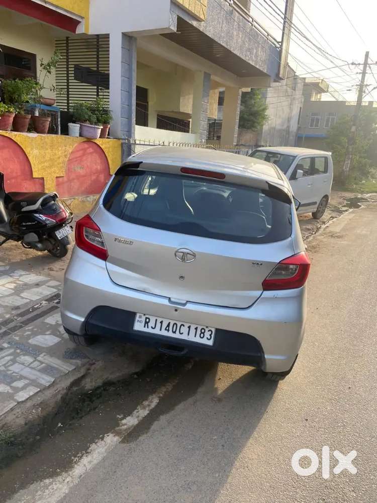 Tata Tiago 2016