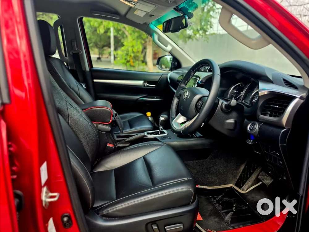 Toyota Hilux 2.8 High 4x4 Mt, 2023, Diesel