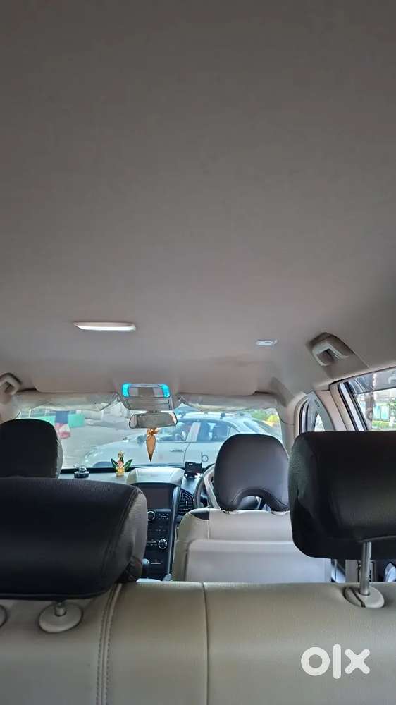 Mahindra Xuv500 2017 Diesel 27500 Km Driven