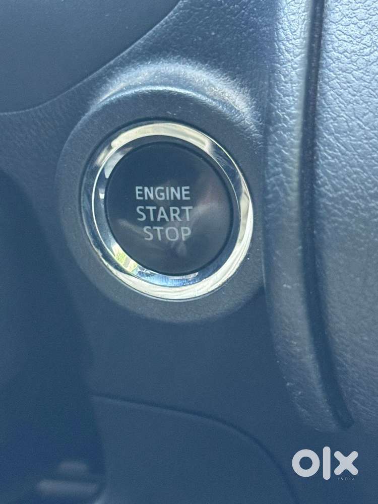 Toyota Innova Crysta 2.8 Z, 2016, Diesel